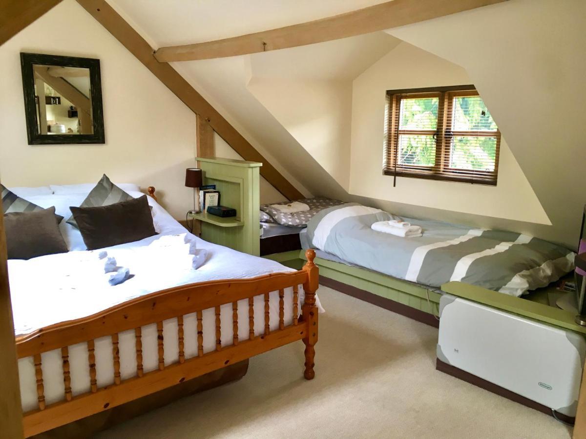 Greencourt Loft - The Cotswold Way, Stroud Ryeford Extérieur photo